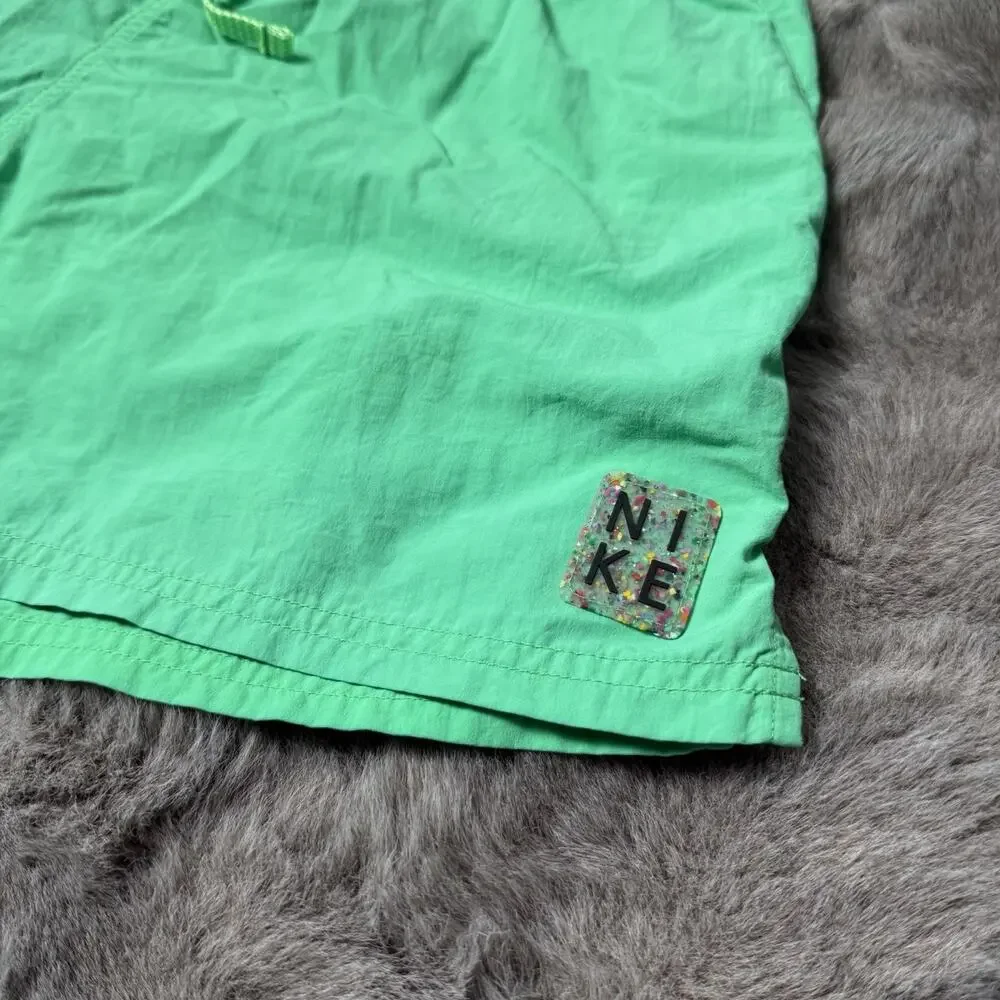 Nike Solid Icon 5” in Swim Shorts Green Men's Size Large